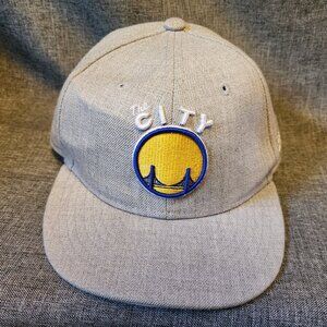 Youth New Era 9Fifty Gray Embroidered "The City" Snapback Hat